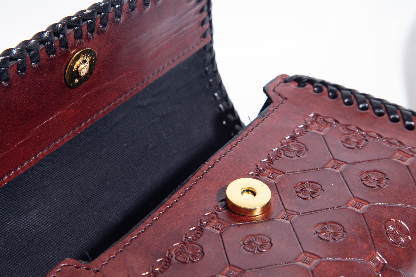 Splendor Crossbody Bag