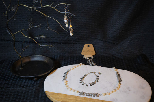 Roe Coin & Bead Set