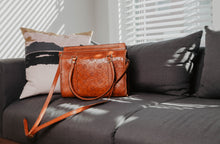 Load image into Gallery viewer, Savannah Mary Poppins Bag
