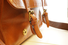 Load image into Gallery viewer, Leather Satchel Messenger Bag 17&quot;
