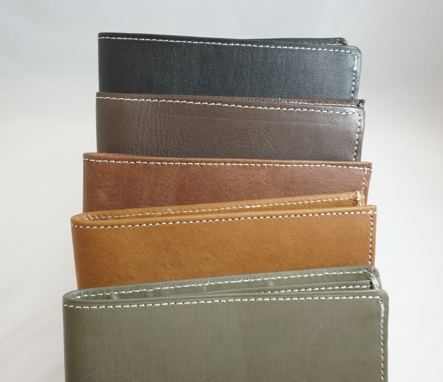 Signature Men's Wallet in Tan
