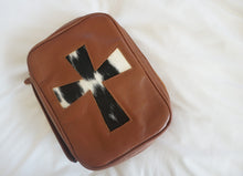 Load image into Gallery viewer, Leather Bible Cases with Cross
