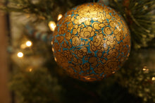 Load image into Gallery viewer, Glorify Ornament
