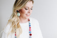 Load image into Gallery viewer, Ruhi Earrings
