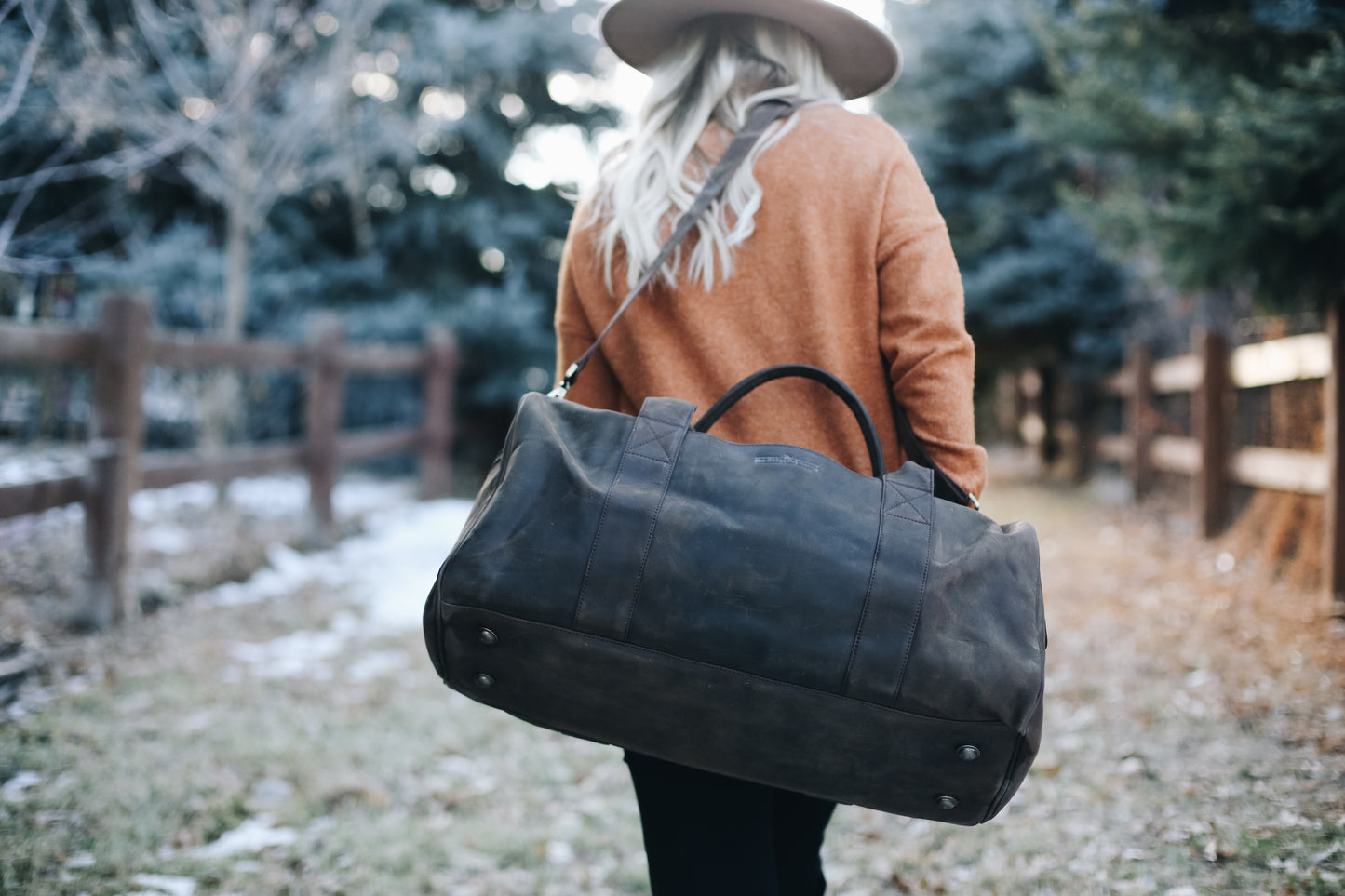 22" Distressed Brown Leather Duffel Bag