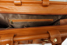 Load image into Gallery viewer, Leather Satchel Messenger Bag 17&quot;
