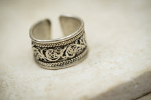Load image into Gallery viewer, The Skipping Stone Handmade Bracelet
