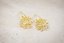 Load image into Gallery viewer, Kamla earrings
