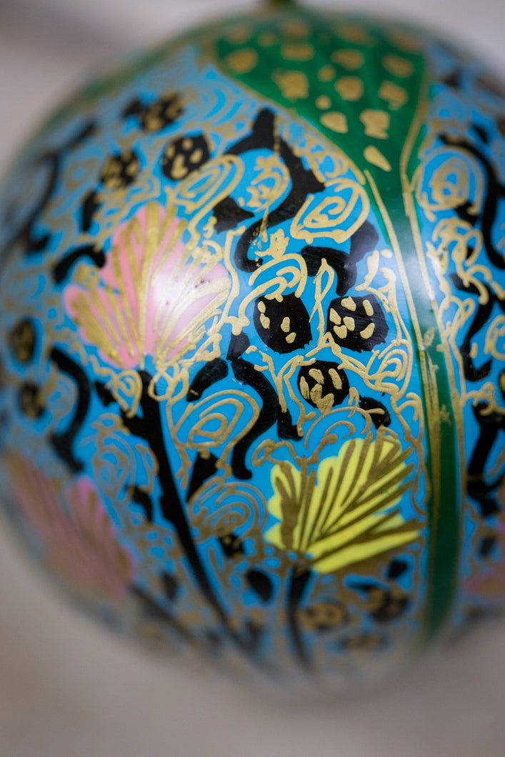 Breeze Ornament