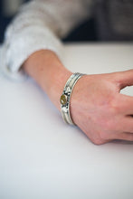Load image into Gallery viewer, Tiger&#39;s Eye Bracelet
